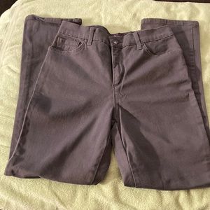 Jeans in gray denim. Amanda by Gloria Vanderbilt